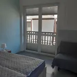 Sloneczne - 200 M Od Morza, Z Parkingiem Rowy (Pomerania)