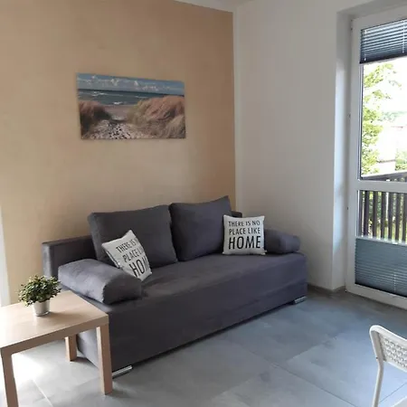 Sloneczne - 200 M Od Morza, Z Parkingiem 罗威