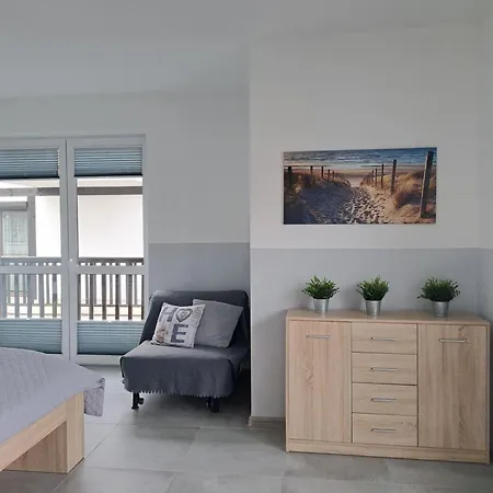 Sloneczne - 200 M Od Morza, Z Parkingiem Apartman Rowy